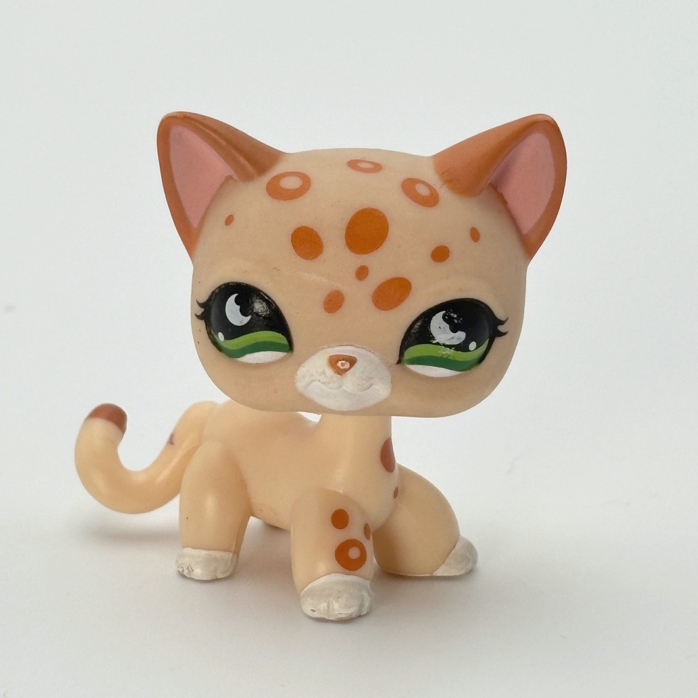 Littlest Pet Shop Shorthair Cat 852 G2‎ Tan Orange Spotted Green Moon Eyes 2006